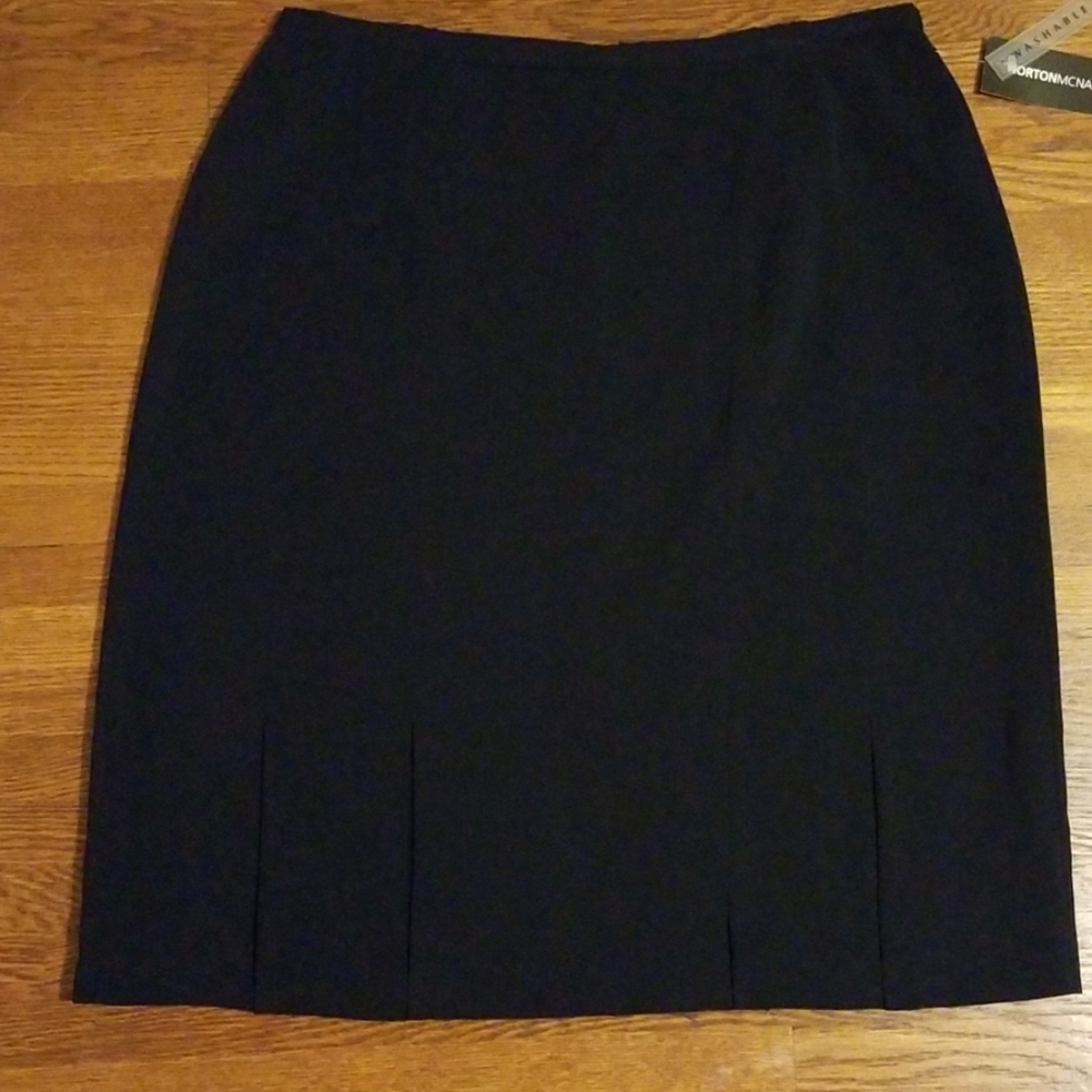 Black Skirt